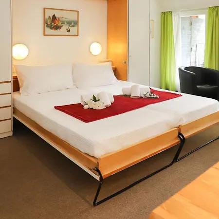 Appartement Matten - Utoring-12 By Interhome